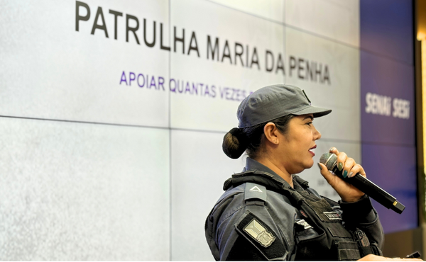 Alunos do SENAI AP participam de palestra sobre segurança da mulher