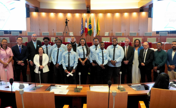 Na Guiana Francesa, SENAI AP e CMQ-E formam 2ª turma de técnicos em